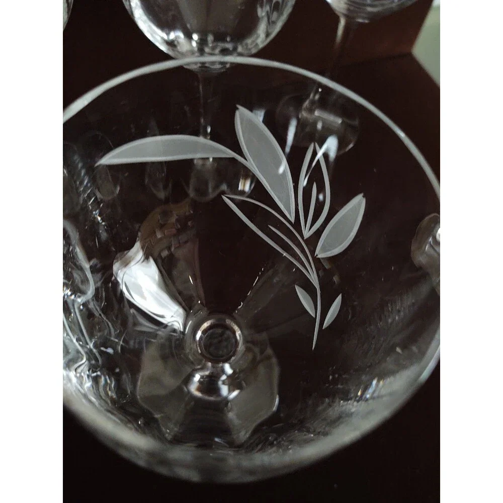Spiegelau Blown Bavarian Cut Crystal  Etched Leaf Mid-Century Wine Glasses SPI57